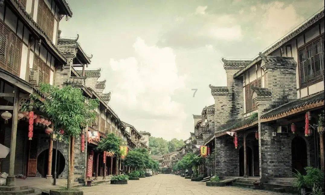 探索问题,寻找答案 | 当运动鞋穿脏时清理的小技巧有哪些?问答网站